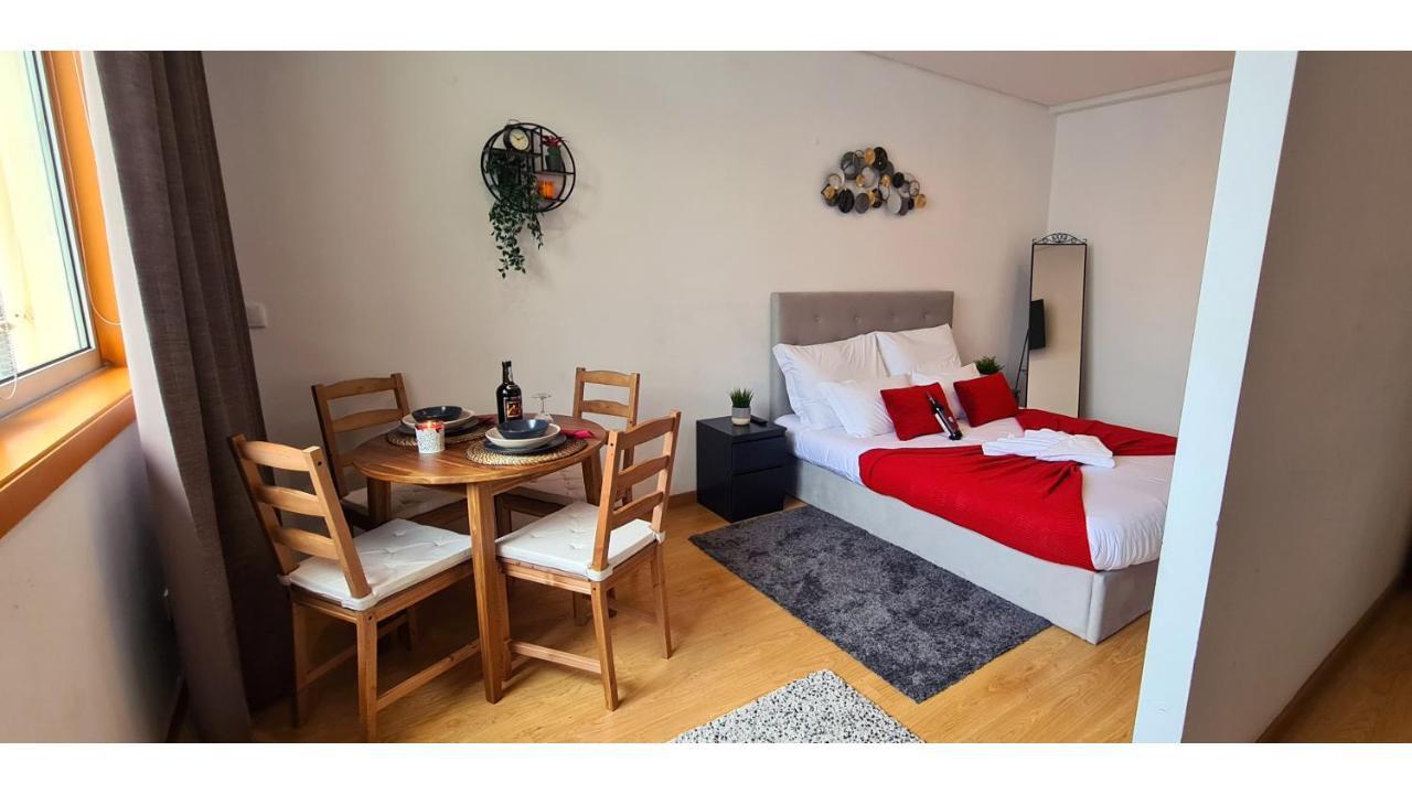 Rentalist Apartaments- Santa Catarina Porto Exterior photo